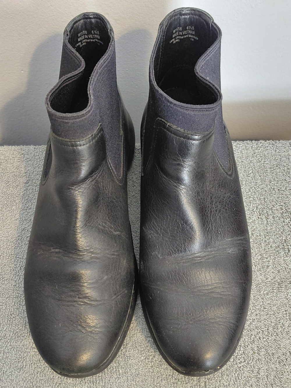 Cole Haan Black Leather Chelsea Ankle Boots